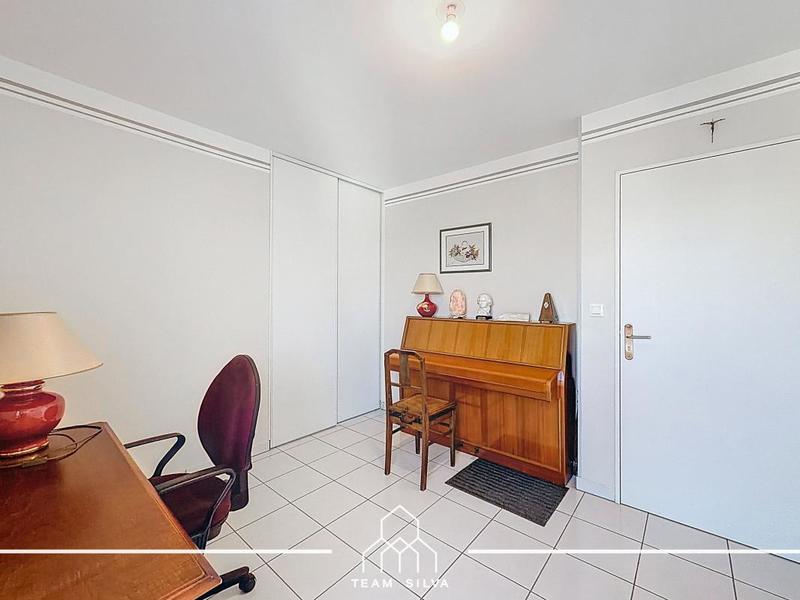 Appartement - 77 m² - 4 pièces