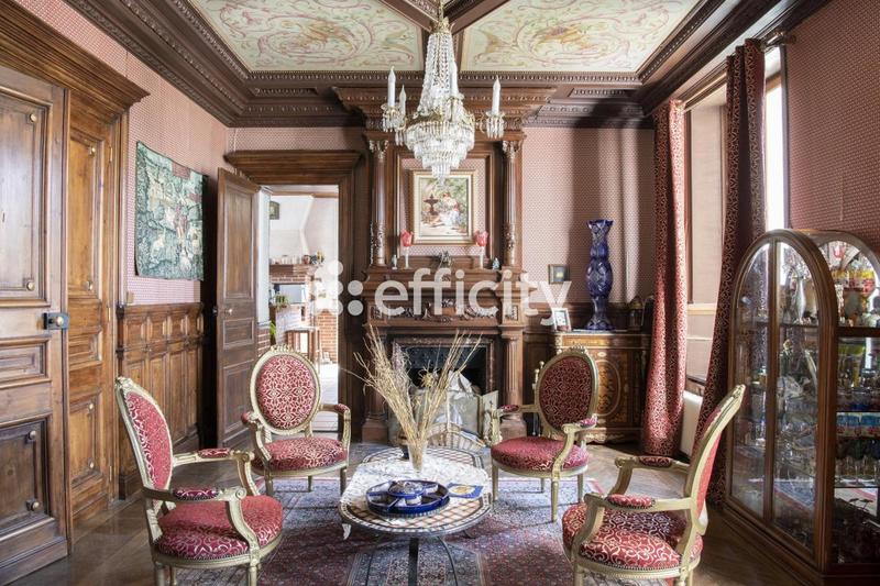 Demeure - 530 m² - 14 pièces