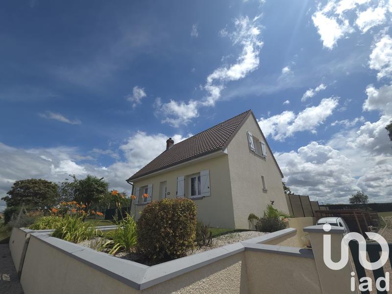 Maison - 90 m² - 5 pièces