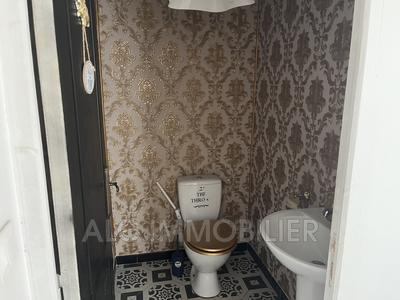 Maison - 184 m² - 7 pièces