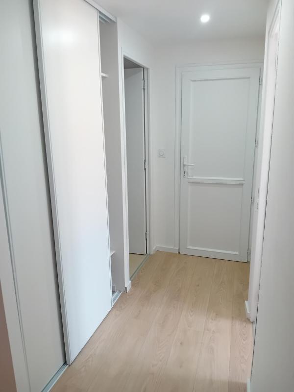 Studio - 28 m² - 2 pièces