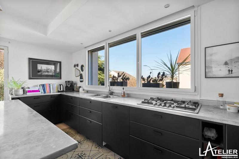 Maison - 167 m² - 7 pièces