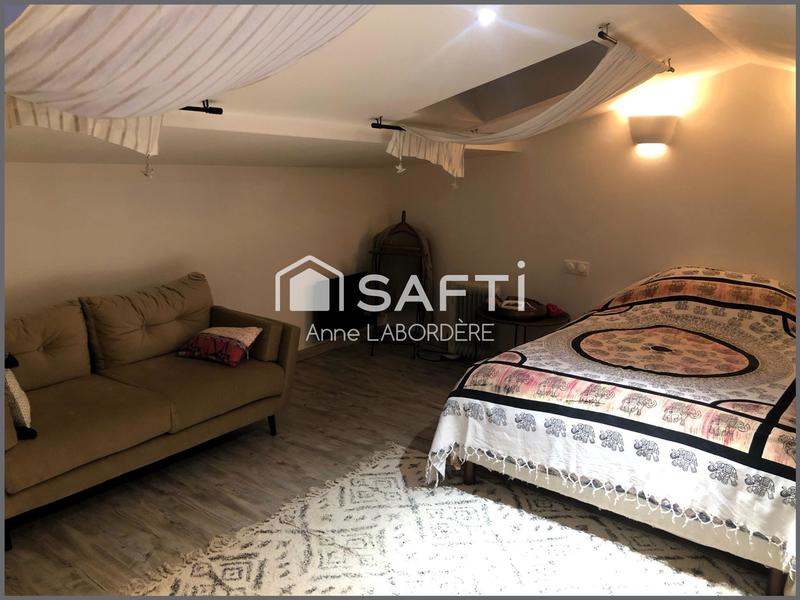 Maison - 180 m² - 6 pièces