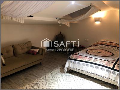 Maison - 180 m² - 6 pièces