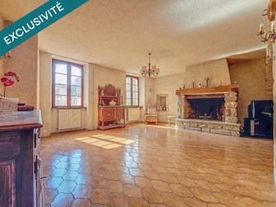 Maison de village - 190 m² - 7 pièces