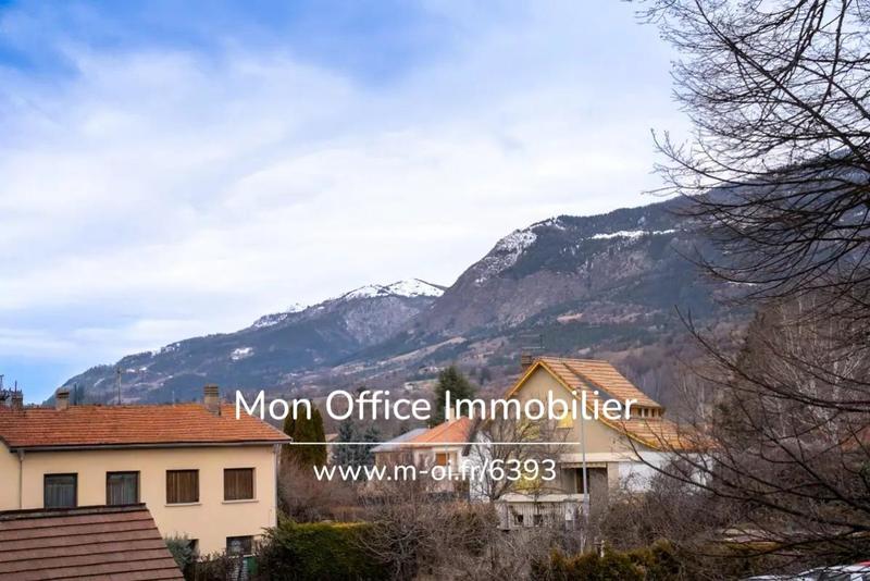 Maison - 81 m² - 5 pièces