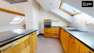 Appartement - 100 m² - 4 pièces