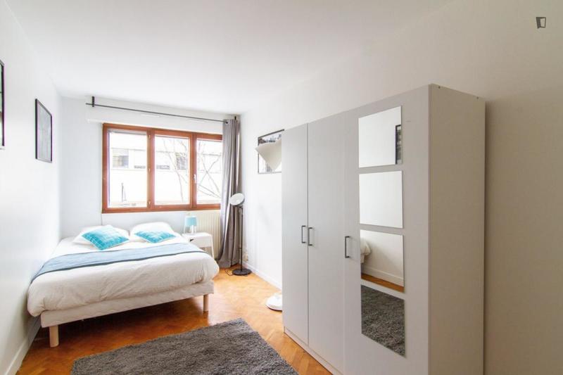 Chambre - 13 m² - 5 pièces