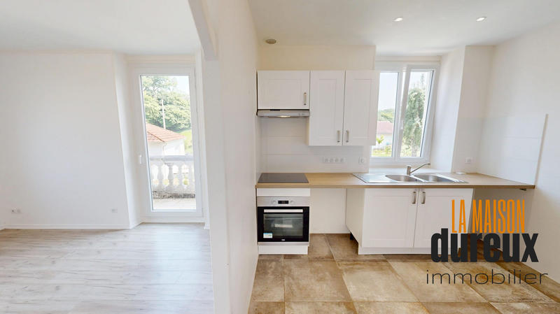 Maison ancienne - 171 m² - 8 pièces