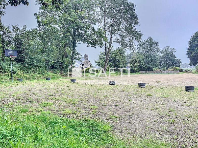 Maison - 605 m² - 7 pièces