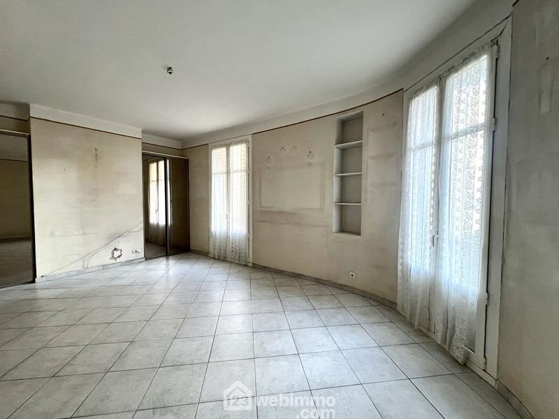 Appartement - 110 m² - 4 pièces