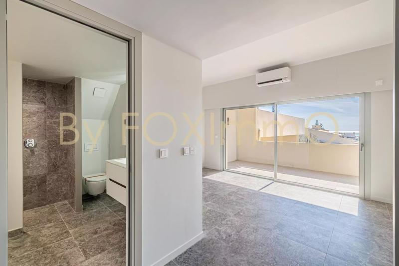 Appartement - 141 m² - 4 pièces