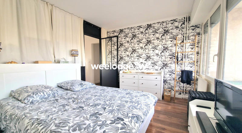 Appartement - 136 m² - 7 pièces