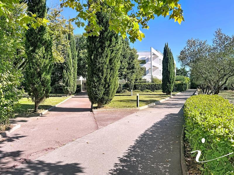 Appartement - 147 m² - 5 pièces