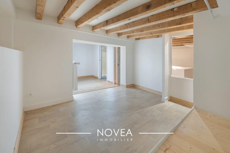 Appartement - 150 m² - 4 pièces