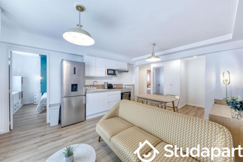 Chambre - 11 m² - 1 pièce