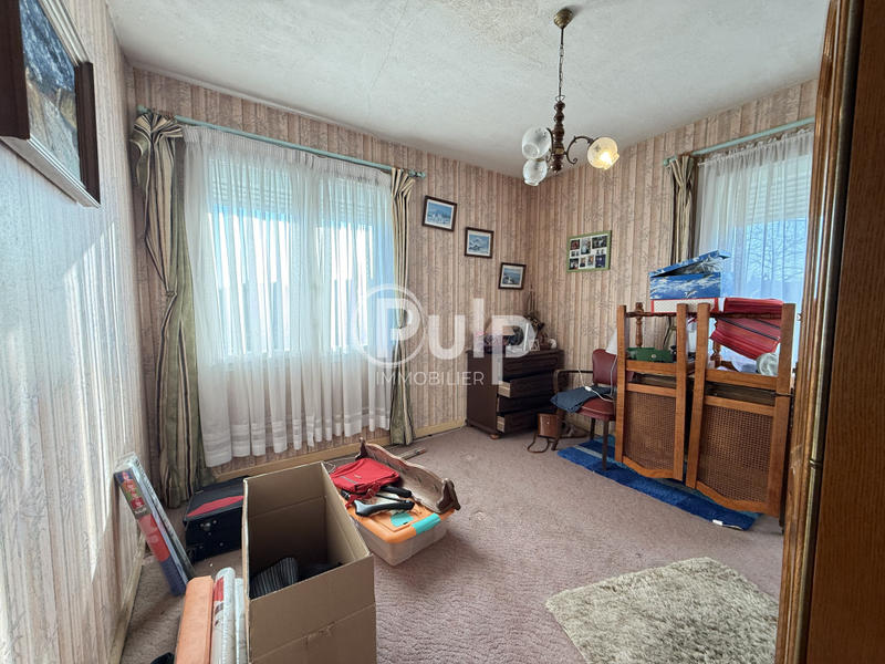 Maison - 95 m² - 5 pièces