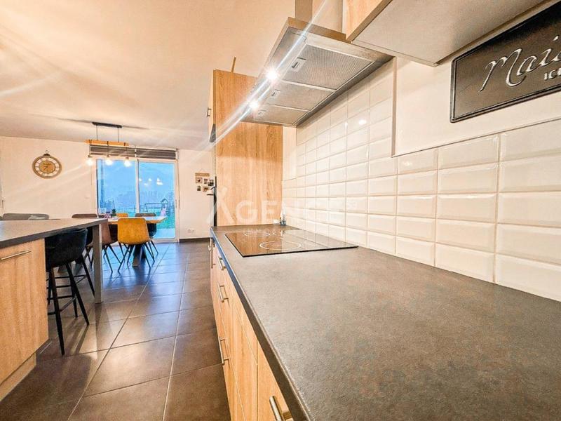 Maison - 120 m² - 5 pièces