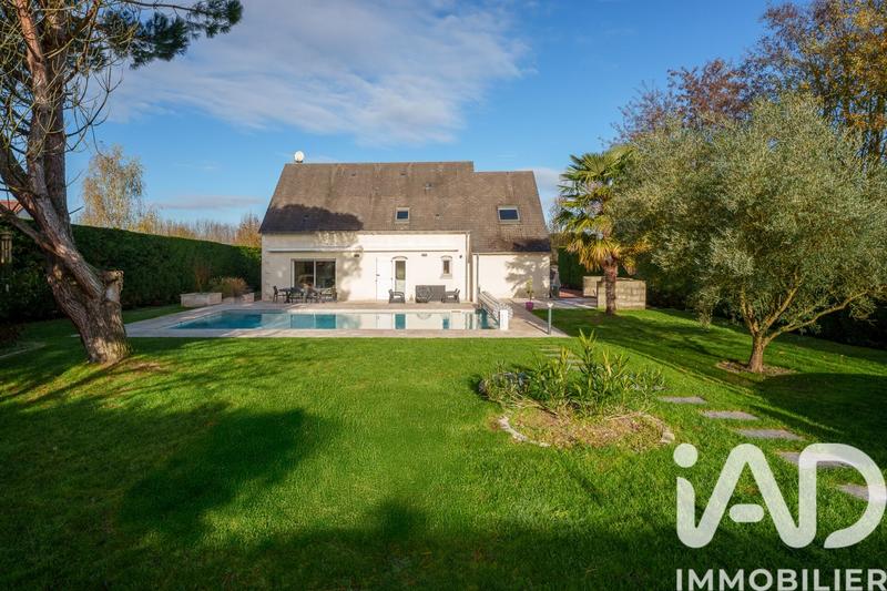 Maison - 175 m² - 8 pièces