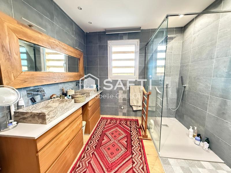 Villa - 188 m² - 5 pièces