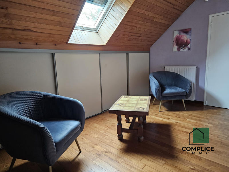 Maison traditionnelle - 152 m² - 5 pièces