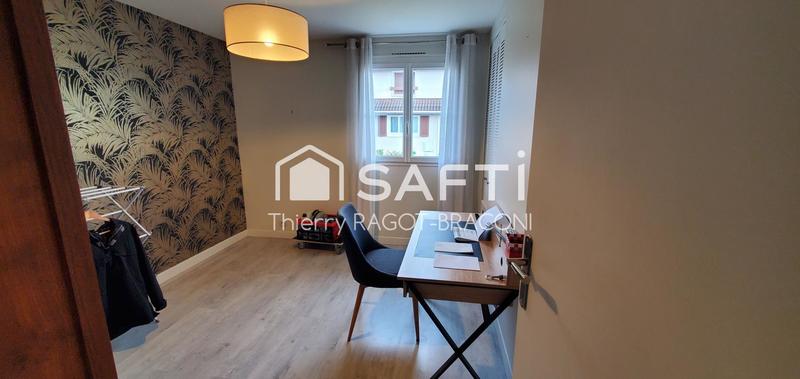 Maison - 105 m² - 6 pièces