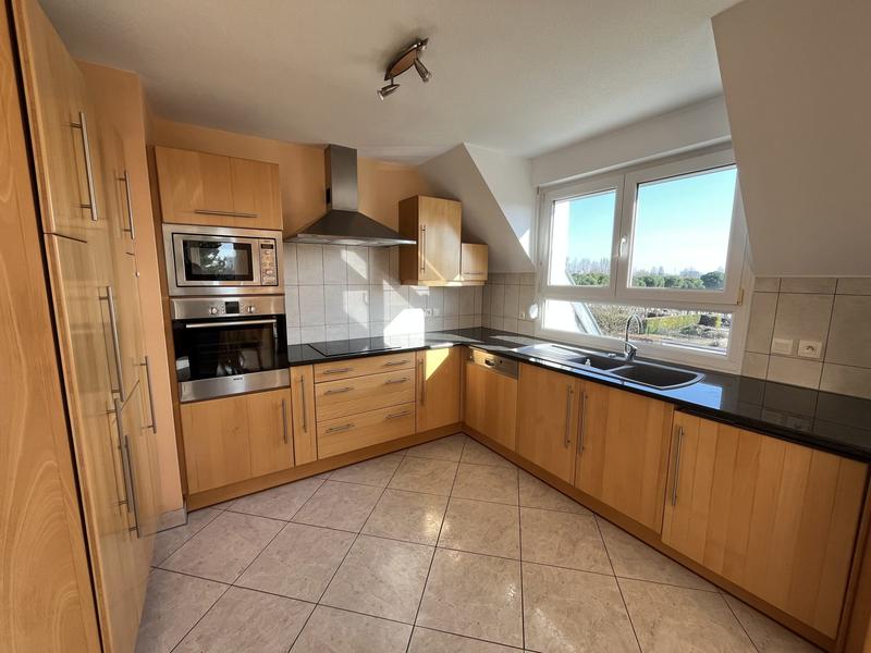 Appartement - 96 m² - 3 pièces