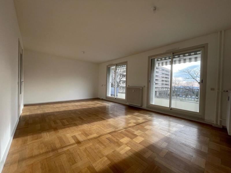 Appartement - 77 m² - 3 pièces