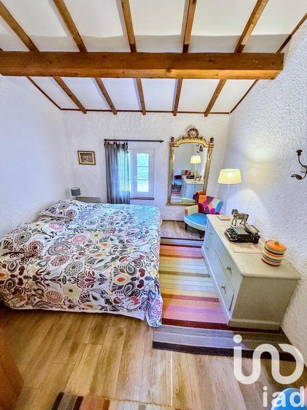 Maison - 252 m² - 12 pièces