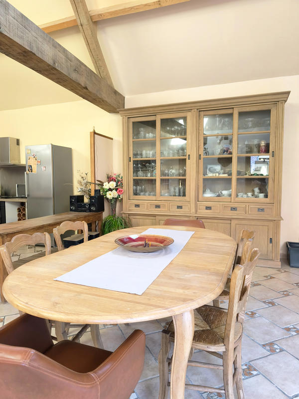 Maison - 181 m² - 7 pièces
