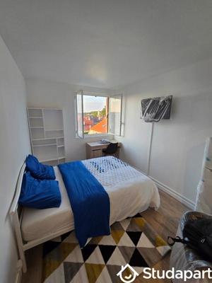 Chambre - 11 m² - 1 pièce