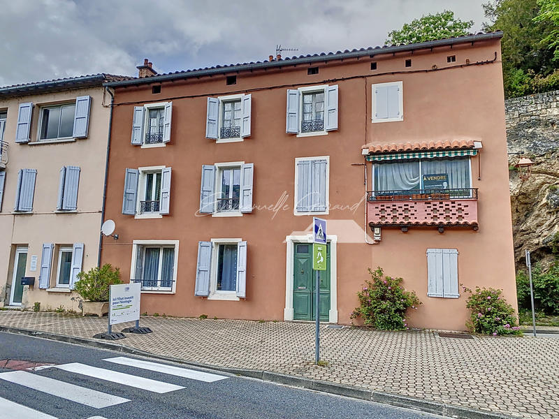 Maison - 98 m² - 5 pièces