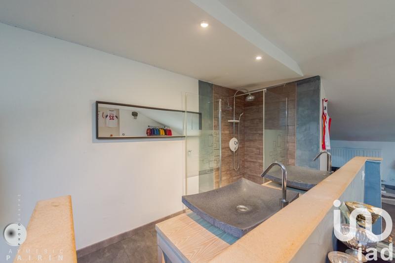 Maison - 147 m² - 5 pièces