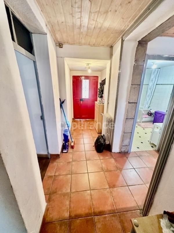 Immeuble - 141 m² - 7 pièces