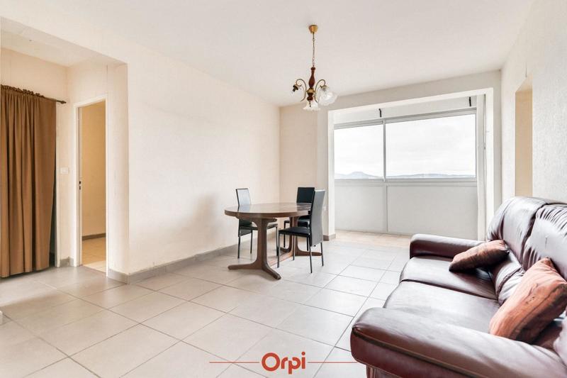 Appartement - 70 m² - 4 pièces