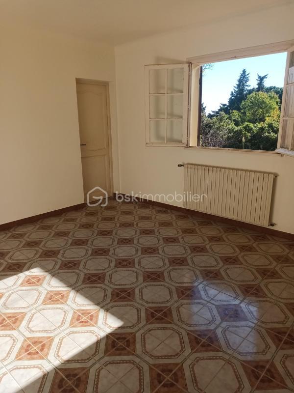 Maison traditionnelle - 248 m² - 9 pièces