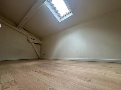 Appartement - 15 m² - 2 pièces