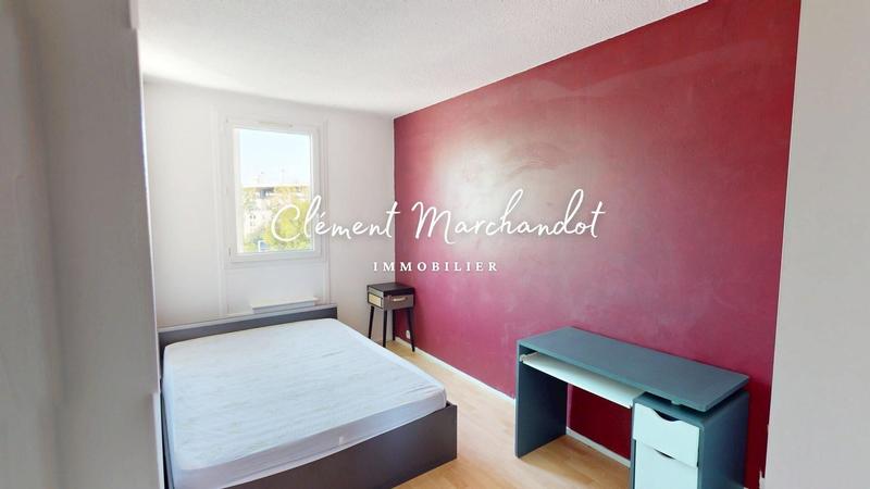 Appartement - 80 m² - 4 pièces