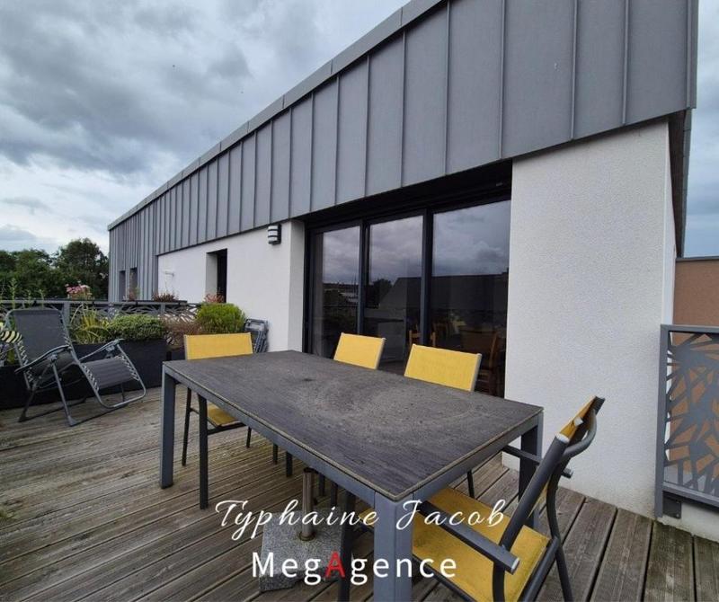 Appartement - 171 m² - 6 pièces