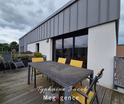 Appartement - 171 m² - 6 pièces