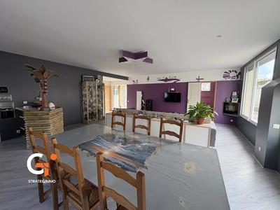 Maison - 177 m² - 4 pièces