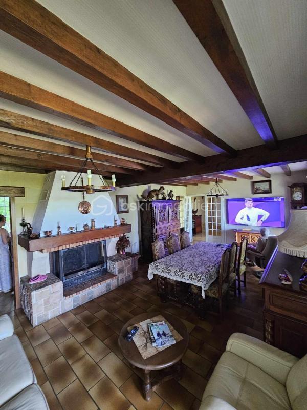 Propriété - 190 m² - 6 pièces