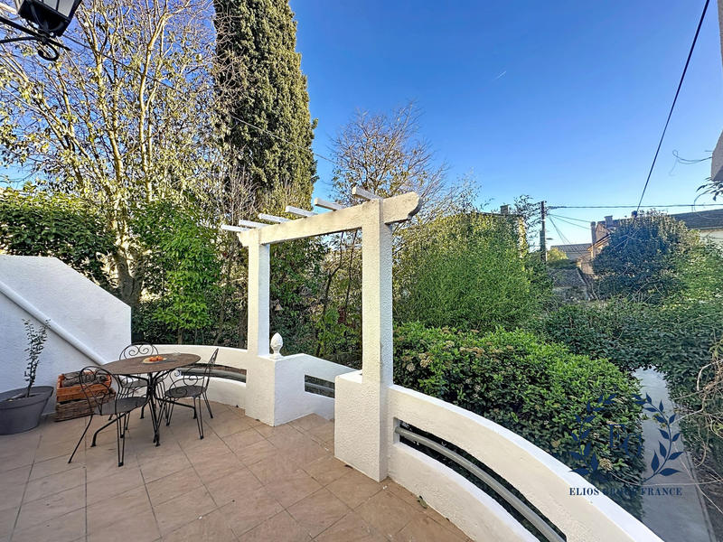 Maison traditionnelle - 160 m² - 6 pièces