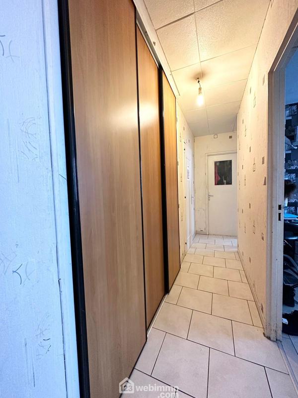 Appartement - 85 m² - 5 pièces