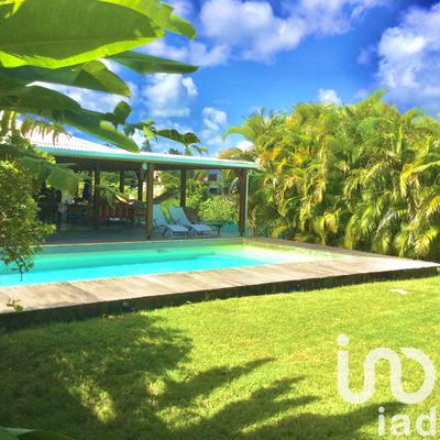 Maison - 178 m² - 7 pièces