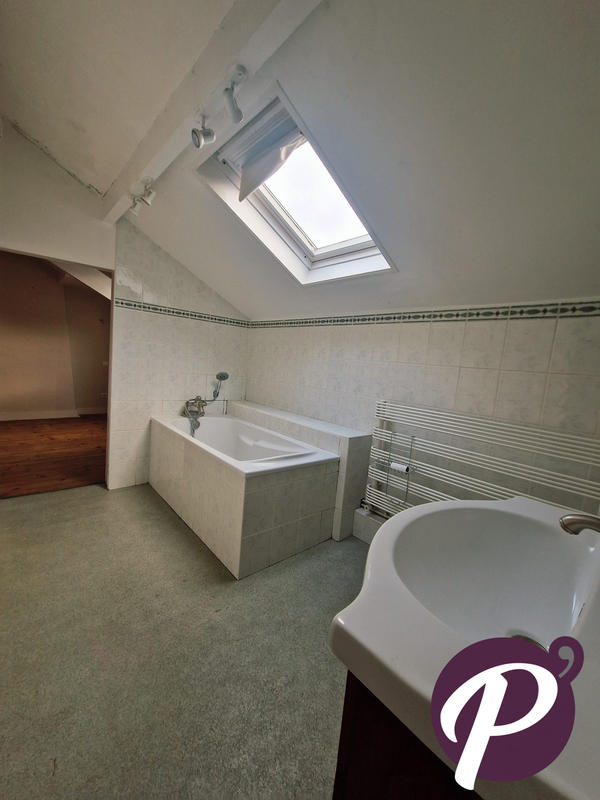 Maison - 89 m² - 4 pièces