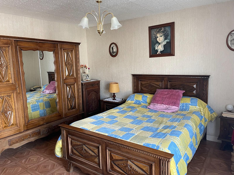 Maison - 95 m² - 5 pièces