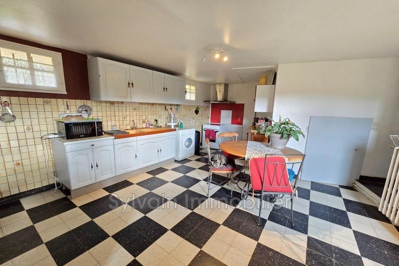 Maison - 155 m² - 8 pièces