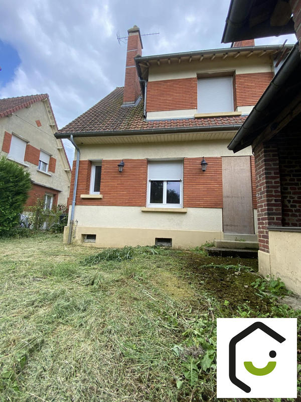 Maison - 80 m² - 5 pièces