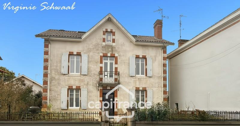 Maison bourgeoise - 286 m² - 10 pièces